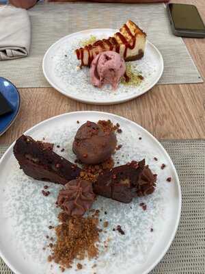 Mestizo Arroz & Brasas