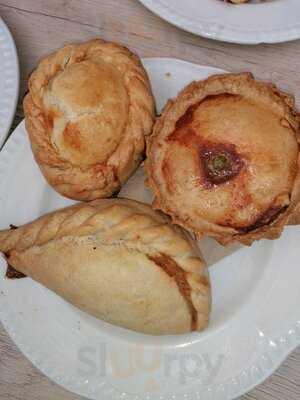 Santa Gloria Coffee & Bakery