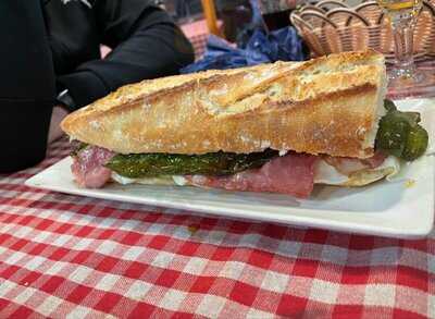 Bar Restaurante 4 Camins