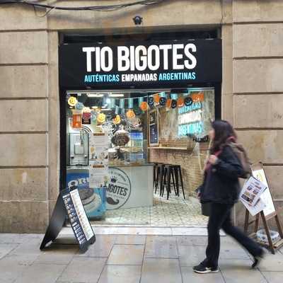 Tio Bigotes Barrio Gotico