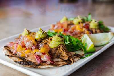 Picaro  Fusiontapasbar & Cocteles