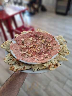 Mt Paradise Gastrobar