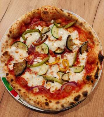 Mt Paradise Gastrobar