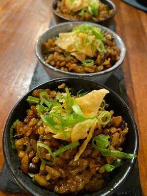 Guoc Calle Pintor Laxeiro Vigo