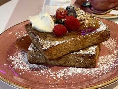 Beverly - Brunch, Snack, Coffee And Lunch