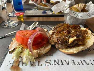 La Esquinita De La Judería El Patio