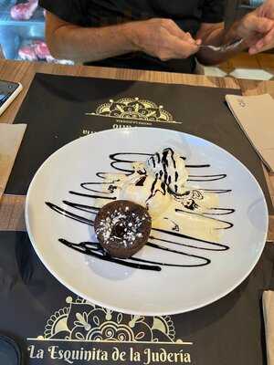 La Esquinita De La Judería El Patio