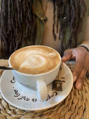 Amazonica Coffee & Breakfast