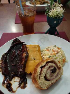 Tepuy Bar Restaurant