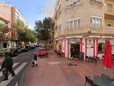 La Esquina Café