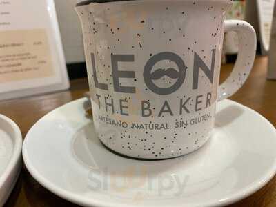 Leon The Baker