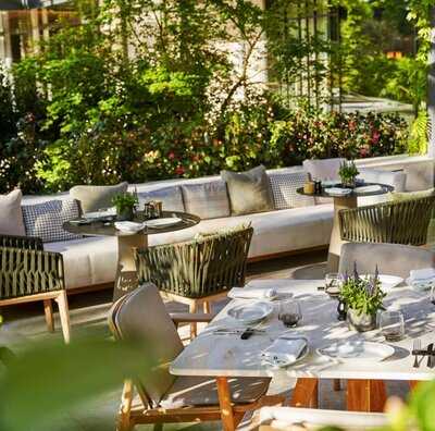 Las Brasas De Castellana