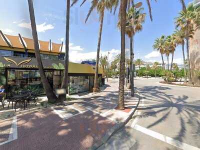 La Victoria By Blend