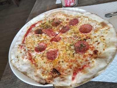 Pizzería Grajos