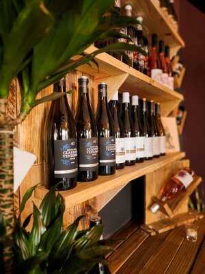 La Giacomina Resto Bar & Lounge