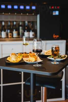 La Arenita Spanish Food & Wine Shop