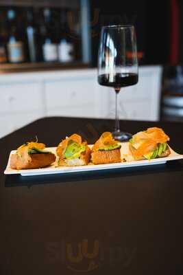 La Arenita Spanish Food & Wine Shop