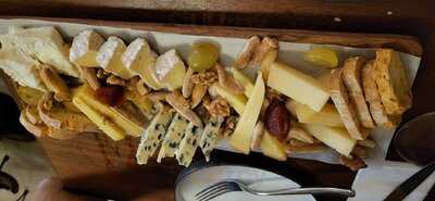 Cheese Bar By Quesarium