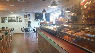 Cafetería La Piscina Café & Bar