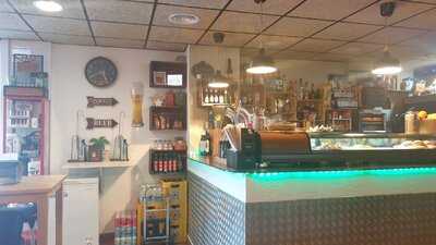 Cafetería La Piscina Café & Bar