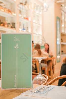 Ginger Fresh & Natural Paseo Del Borne