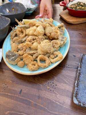 Taberna Platos Y Copas