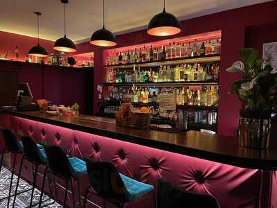 Bulín Cocktail Club - Photo 7