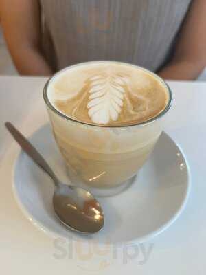 Navel Brunch & Coffee