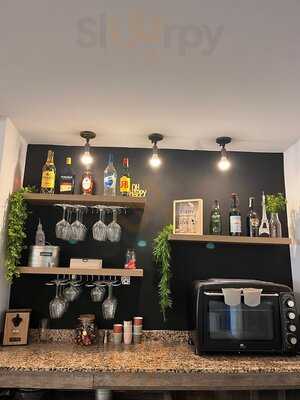 D'mundos Café - Bistro