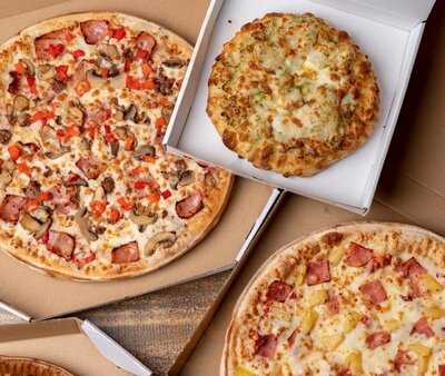 Pizzería Carlos Aquitania