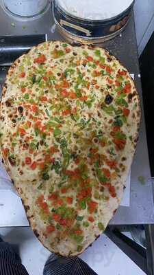 Curry N Grill House Fañabé