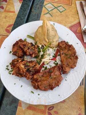 Curry N Grill House Fañabé