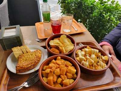 La Paradita Tapas Bar