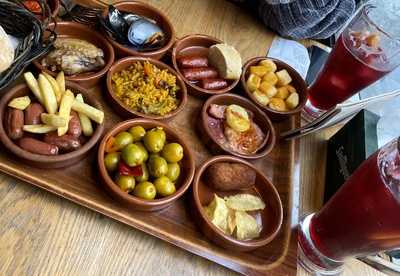 La Paradita Tapas Bar