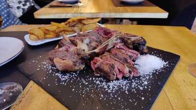 Numero Uno Steakhouse Pl Reina