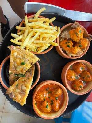 Colors Cafe - Apartamentos Tahiche