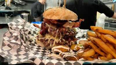 Craft 19 - Pastrami, Burgers & Beer