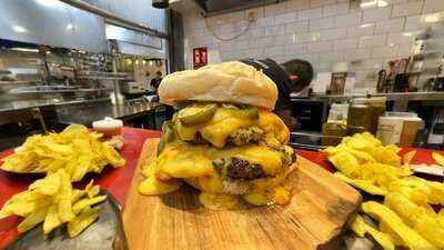 Craft 19 - Pastrami, Burgers & Beer