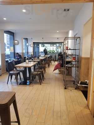 Vivari - Coffee & Bakery