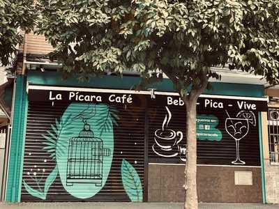 La Pícara Café