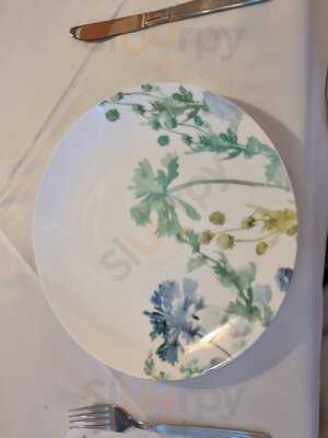 Lal Quila Indian Restaurant