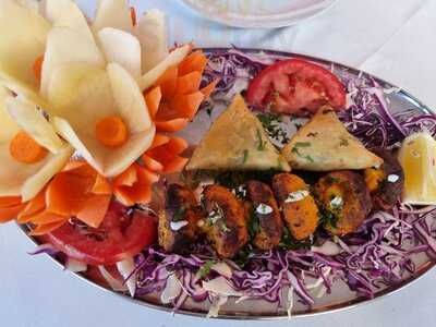 Lal Quila Indian Restaurant