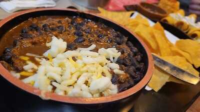 Mamalupe Dos Hermanas