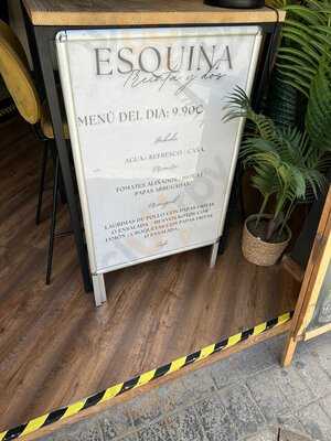 Esquina 32