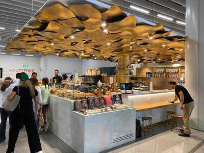 La Barra Enrique Tomas Seville Airport