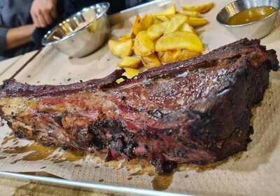 Barbaros Smokehouse Bbq