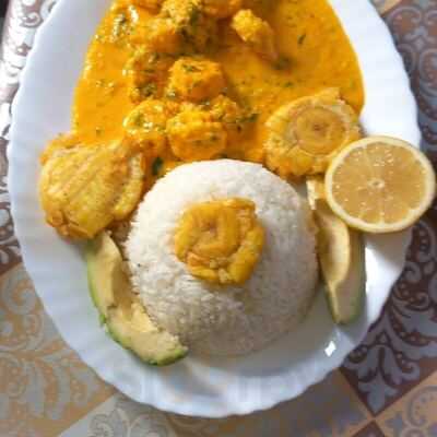 Bar Restaurant La Mezcla Del Pollo