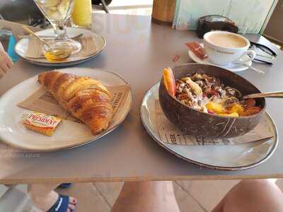 Nook Beach Healthy Food Bar