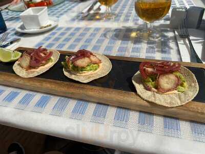 El Club Restaurant By Rio Real