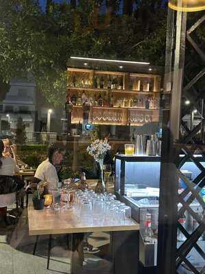 Umi Sushi & Restaurant